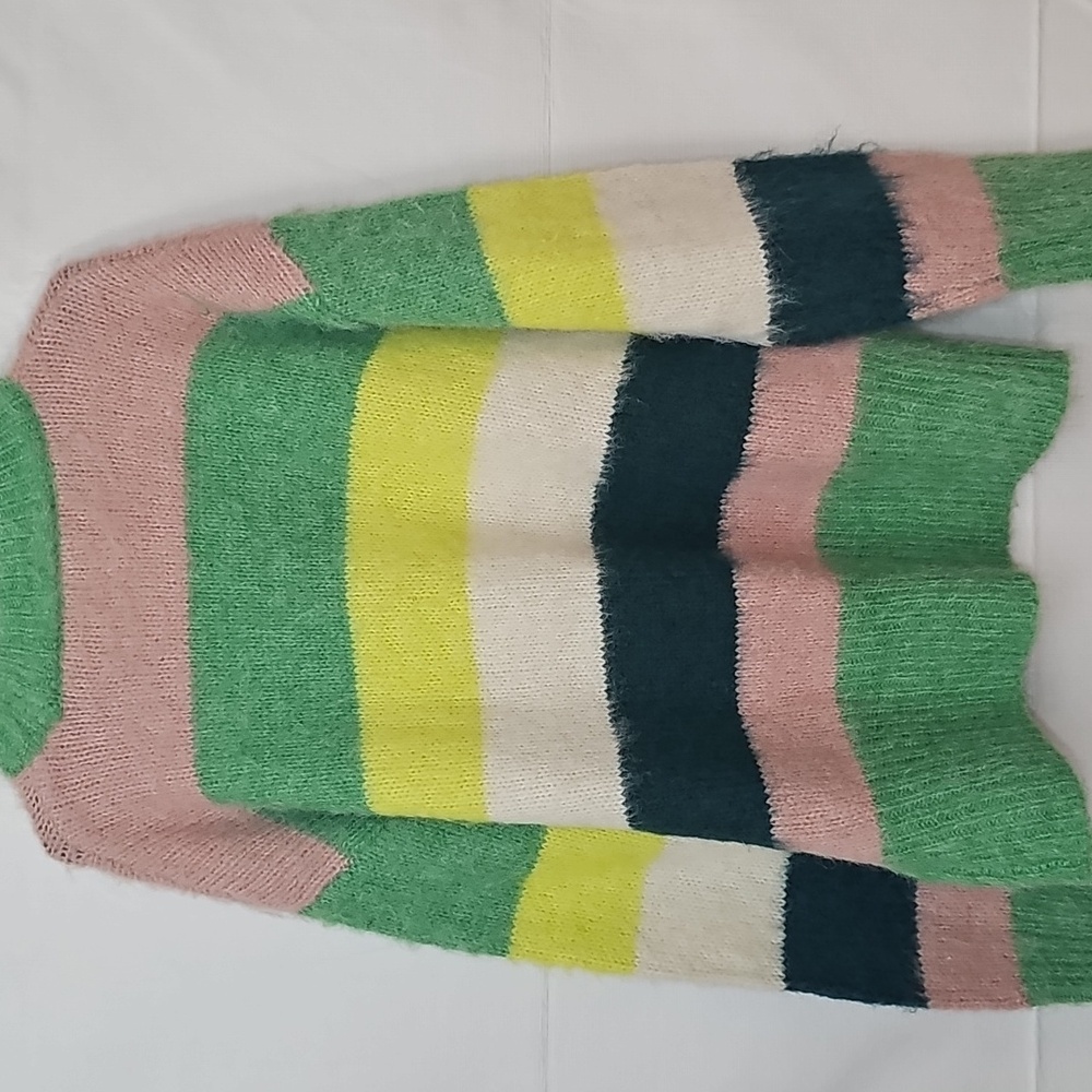 Sweater Large NWT - Picture 7 of 11